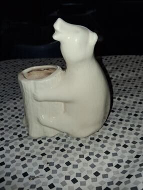 Vintage McCoy White Polar Bear Planter With Tree Stump